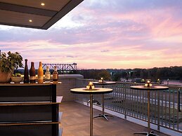 Origin Kansas City Riverfront, a Wyndham Hotel