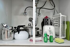 Beautiful Blue Gold Studio Ocean View