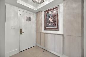 Gorgeous Spacious 2bed Bayview Apartment