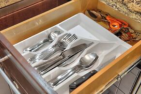 Gorgeous Spacious 2bed Bayview Apartment