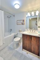 1 Bedroom Steps to Marina and CocoWalk