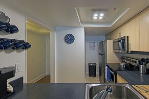 1 Bedroom Steps to Marina and CocoWalk