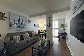 1 Bedroom Steps to Marina and CocoWalk