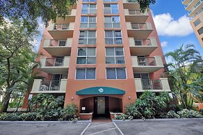 1 Bedroom Steps to Marina and CocoWalk