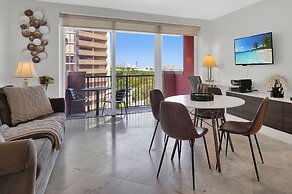 Modern Bay View with Free Parking