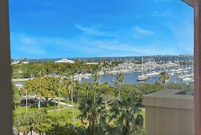 Modern Bay View with Free Parking