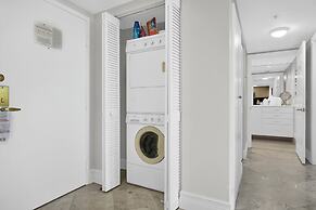 Modern Bay View with Free Parking