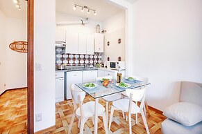 Silent Apartment by Wonderful Italy