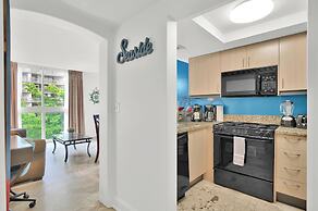 Relaxing Condo with Free Parking