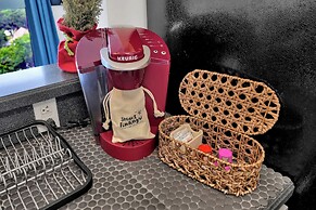 Ocean View 2 Bedroom in Coconut Grove