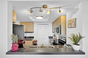 Ocean View 2 Bedroom in Coconut Grove