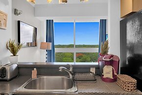 Ocean View 2 Bedroom in Coconut Grove