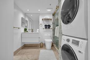 Zeus Sanctuary in Brickell Miami