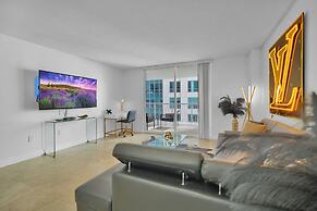 Zeus Sanctuary in Brickell Miami