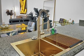 Zeus Sanctuary in Brickell Miami