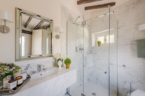 Villa Lontana in Lucca