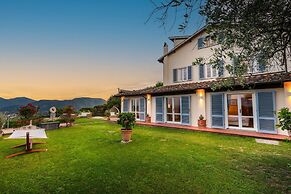 Villa Lontana in Lucca