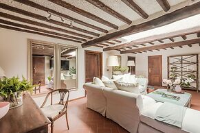 Villa Lontana in Lucca