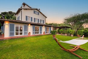 Villa Lontana in Lucca