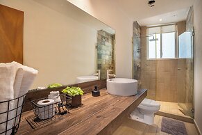 LUXO Villa Acapulco Zona Brisas Guitarrón