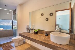 LUXO Villa Acapulco Zona Brisas Guitarrón