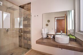 LUXO Villa Acapulco Zona Brisas Guitarrón