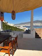 LUXO Villa Acapulco Zona Brisas Guitarrón