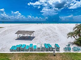 Jamaica Royale Beachfront Tower by Beachside Management
