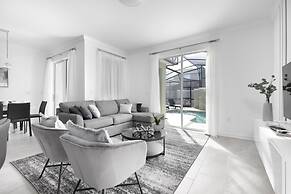 Modern Clean Design Near Disney Top Resort