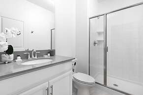 Modern Clean Design Near Disney Top Resort