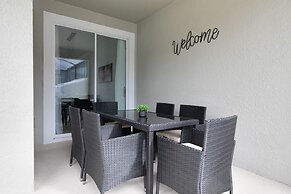 Modern Clean Design Near Disney Top Resort