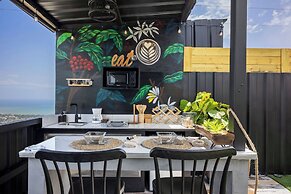 BOHO by THE VIEW LUXE HOTEL