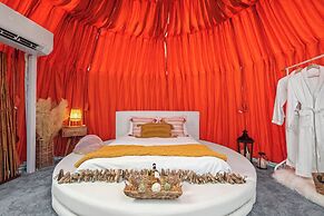 BOHO by THE VIEW LUXE HOTEL