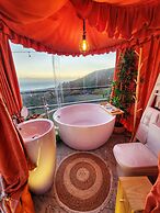 BOHO by THE VIEW LUXE HOTEL