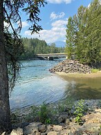 River's Edge Retreat