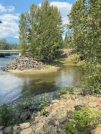 River's Edge Retreat