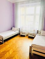 Happy House Hostel. Poznan