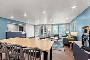 Woodspring Suites Gilbert - Mesa Gateway Airport