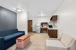 Everhome Suites Glendale Sports Entertainment District