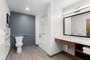 Everhome Suites Glendale Sports Entertainment District