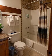 Alpenglow Three Bedroom Two Bath XL A16