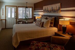 Alpenglow Three Bedroom Two Bath XL A16