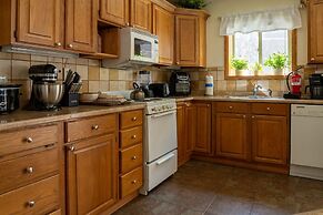 Alpenglow One Bedroom One Bath A18