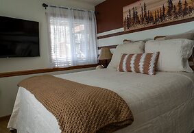 Alpenglow One Bedroom One Bath A18