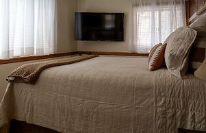 Alpenglow One Bedroom One Bath A18