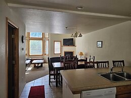 Cascade Three Bedroom Two Bath C07