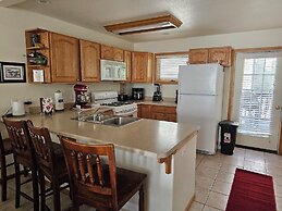 Cascade Three Bedroom Two Bath C07