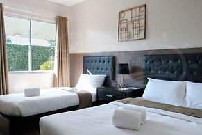 Bumble V Subic Hotel