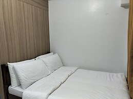 Shore2 Residences Tower2