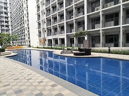 Shore2 Residences Tower2